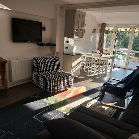 Székesfehérvár 2+2Szemelyes Apartman Kerttel 아파트 외부 사진