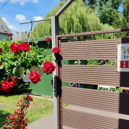 Székesfehérvár 2+2Szemelyes Apartman Kerttel 아파트 외부 사진