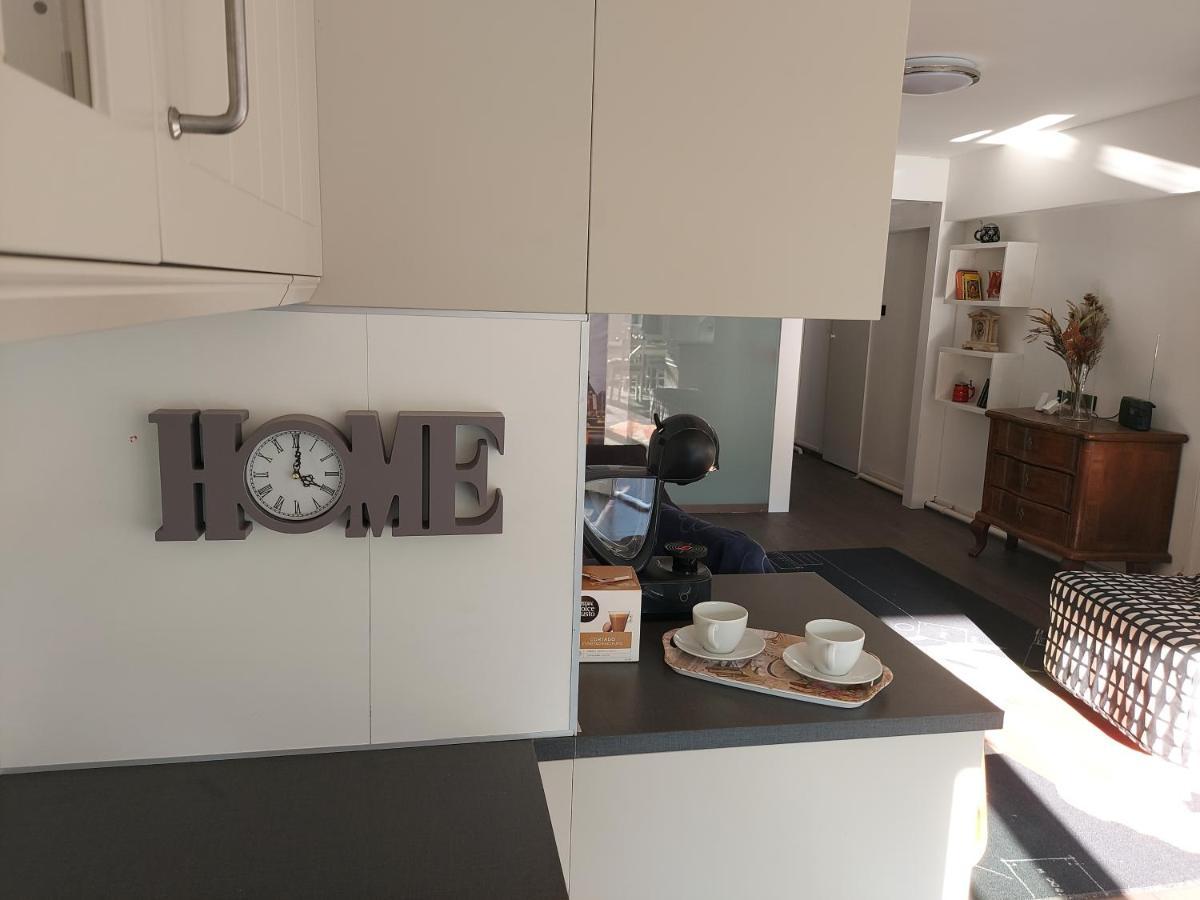Székesfehérvár 2+2Szemelyes Apartman Kerttel 아파트 외부 사진