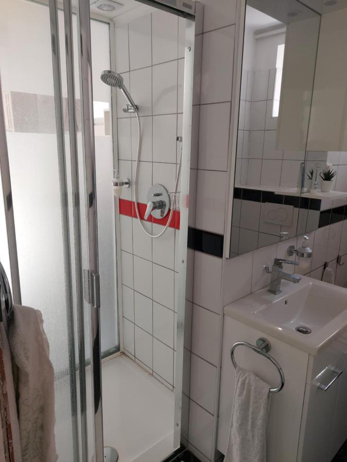Székesfehérvár 2+2Szemelyes Apartman Kerttel 아파트 외부 사진