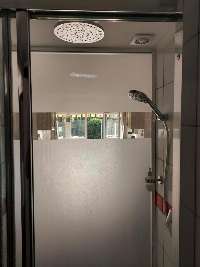 Székesfehérvár 2+2Szemelyes Apartman Kerttel 아파트 외부 사진