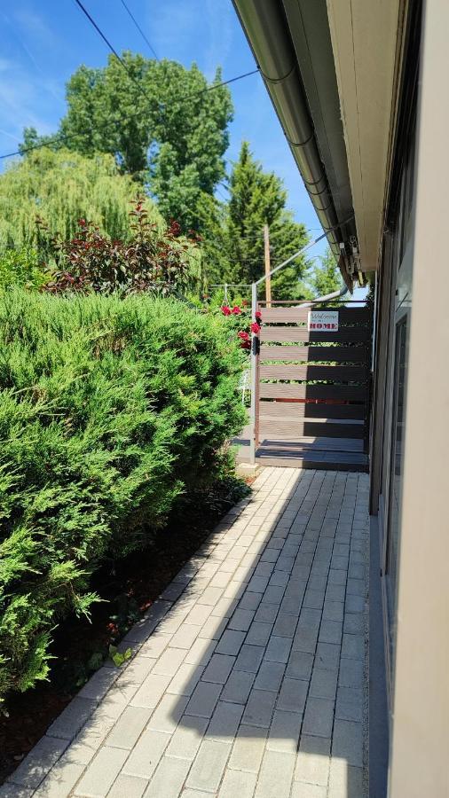 Székesfehérvár 2+2Szemelyes Apartman Kerttel 아파트 외부 사진